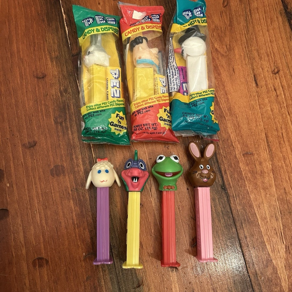 Vintage‎ Collection Of 7 Pez Dispensers Bugs Kermit Flintstone Lambchop Fly-Saur